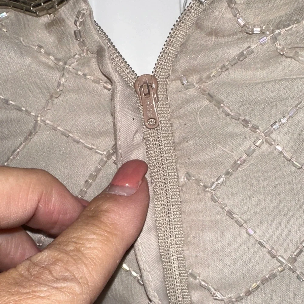 Papell Boutique Cream Beaded Blouse 100% Silk - Picture 7 of 8